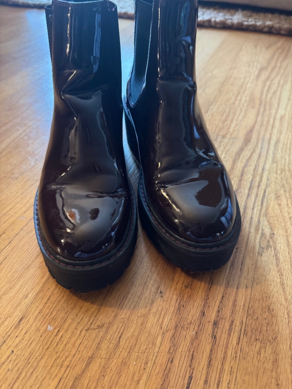 Limelight dark maroon short lug boots